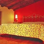 Rurales Vergeles Apartman *